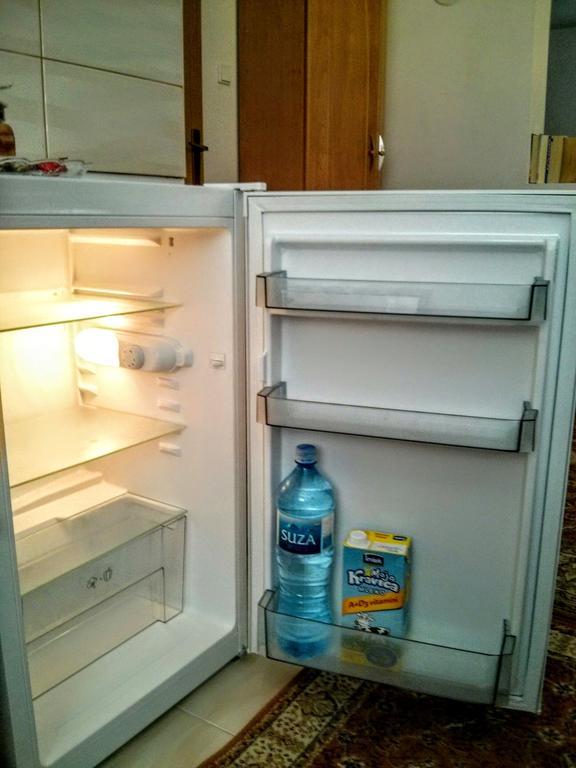 Apartment Near The Airport サラエヴォ エクステリア 写真